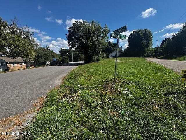 1st image of 2739 Wilson Ave