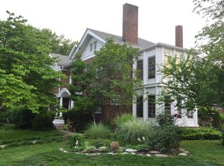 61 Hill Rd, Louisville, KY 40204