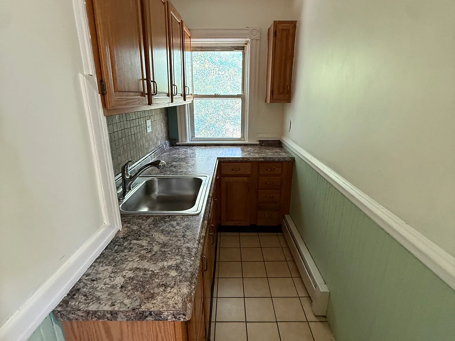 2 bed, 950 sqft, $2,200 — Photo 3