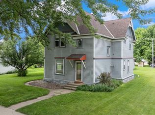 104 S Park St, Hendricks, MN 56136