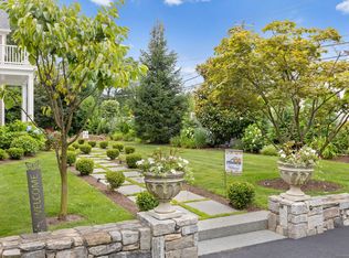 354 Oaklawn Ave, Stamford, CT 06905