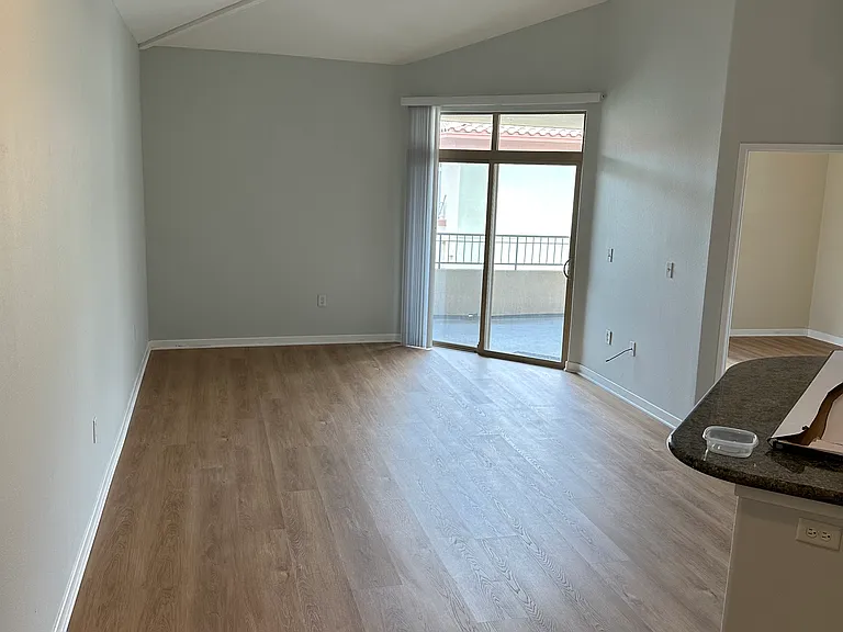 1501 Front St #629 — Photo 3