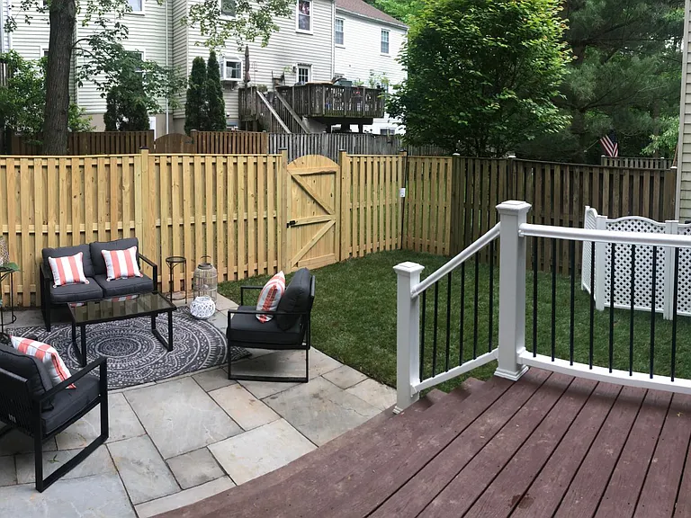 9917 Kingsbridge Dr — Photo 19