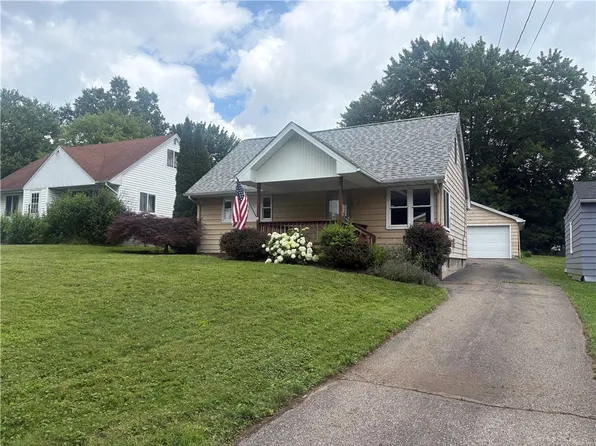 636 Lyle Dr, Hermitage, PA 16148