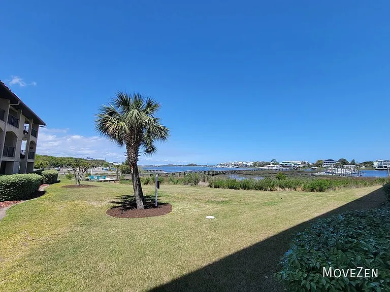 111 Spencer Farlow Dr — Photo 55