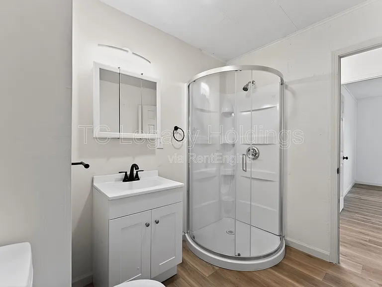 1533 Hoffman Ave — Photo 27