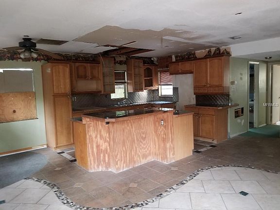 2nd image of 5325 2nd Ave S