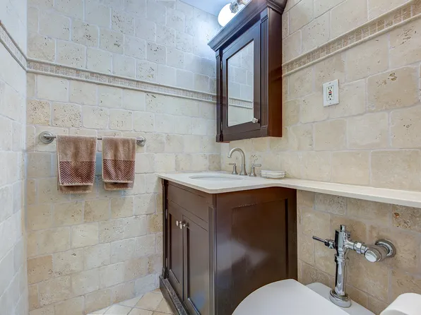 110-45 Queens Boulevard image 18 of 38