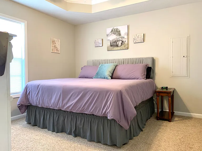 556 Oakmont Dr — Photo 14