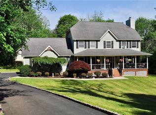 141 Wood Rd, Westtown, NY 10998