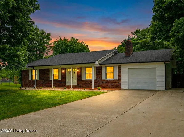 2707 Oakwood Dr, Bardstown, KY 40004