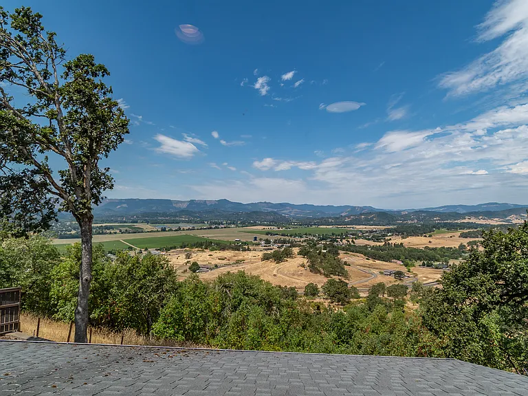 355 Ridgecrest Dr — Photo 23