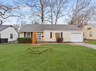 7538 Sagamore Rd, Prairie Village, KS 66208