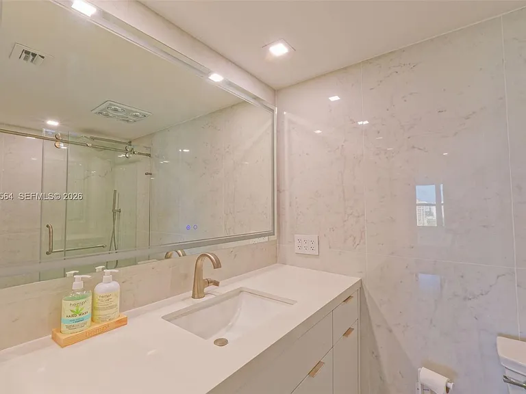 3000 E Sunrise Blvd #G — Photo 15