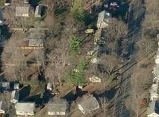 124 Lenox St, Manchester, CT 06040