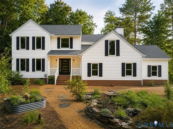 130 Colony Trl, Lanexa, VA 23089