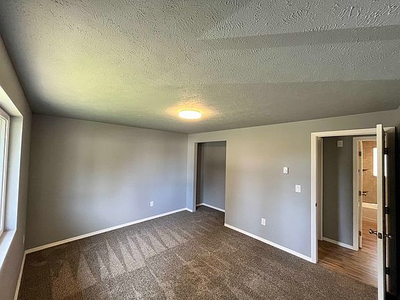 5th image of 611 E B St