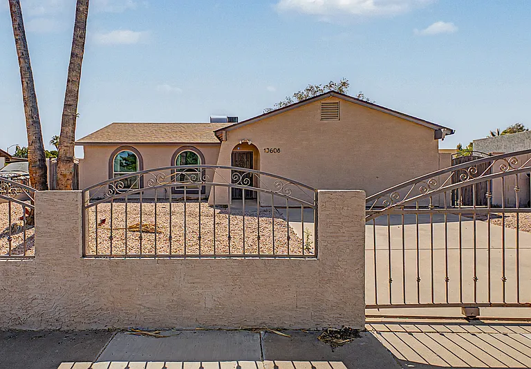 13608 N 41st Pl — Photo 4