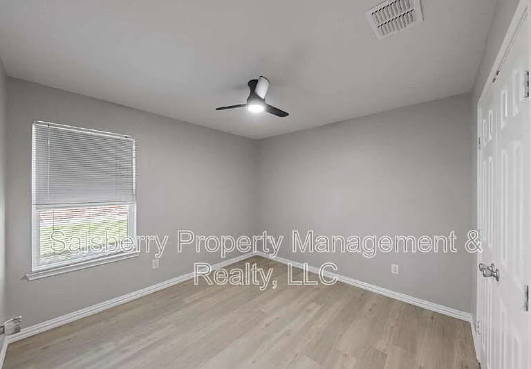 1032 Salt Creek Trl — Photo 17