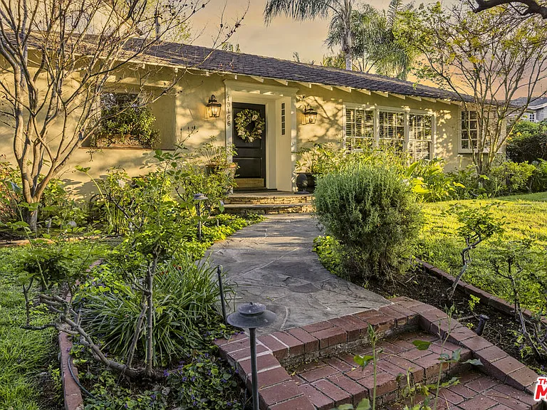 13166 Valley Vista Blvd — Photo 3