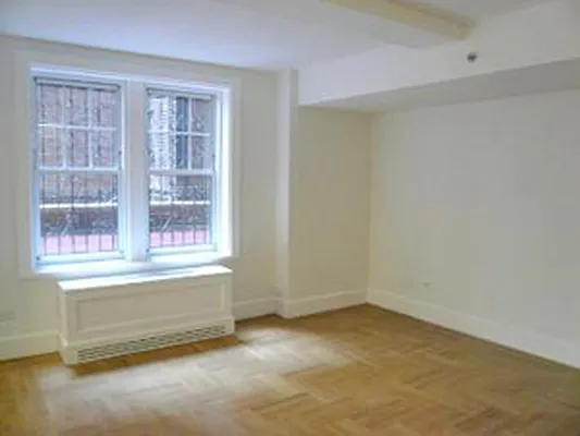 Rented by Corcoran | media 18