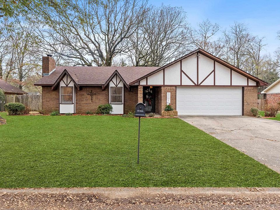 1st image of 26 Covewood Dr
