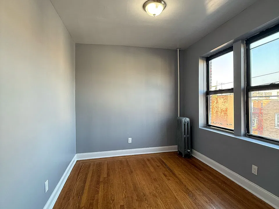 4409 Palisade Ave #14E