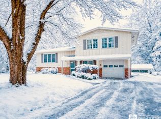 14 Westerly Dr, Fredonia, NY 14063