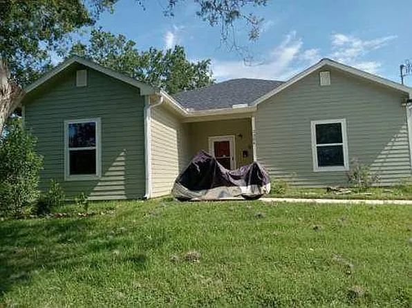 2306 Old Chappell Hill Rd, Brenham, TX 77833