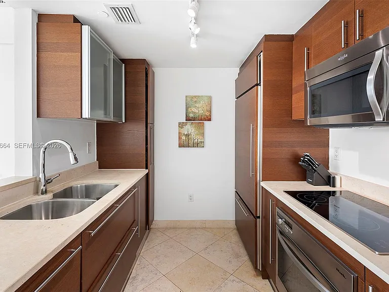 450 Alton Rd #1708 — Photo 6