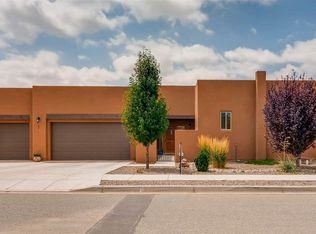 27 Caballo Viejo, Santa Fe, NM 87508