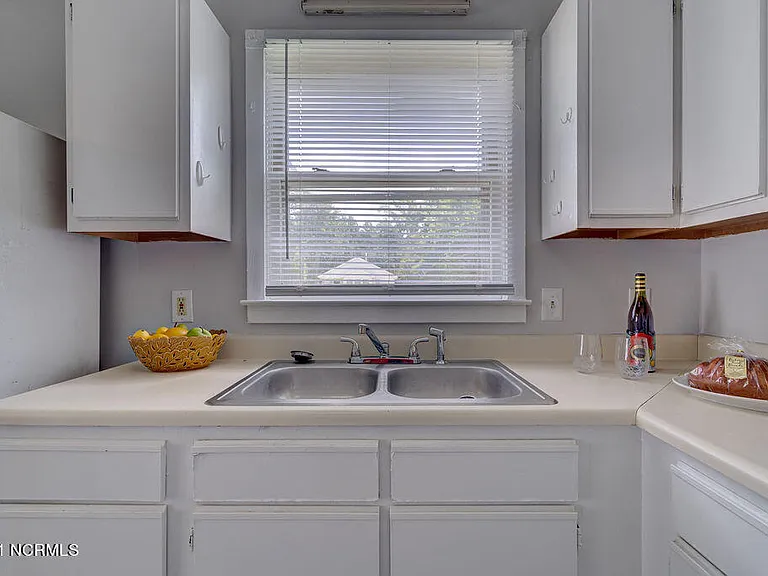 1541 Dorsey Ln NE #A — Photo 17