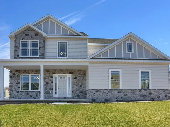 150 Steeple Chase Dr, York Haven, PA 17370