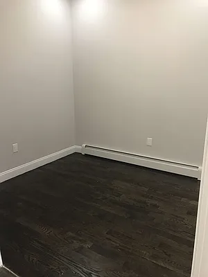 Rented by Greenland Group Realty | media 5