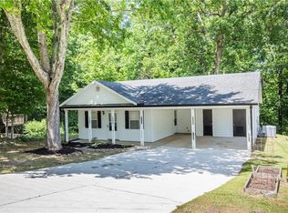 4181 Warren Rd, Flowery Branch, GA 30542