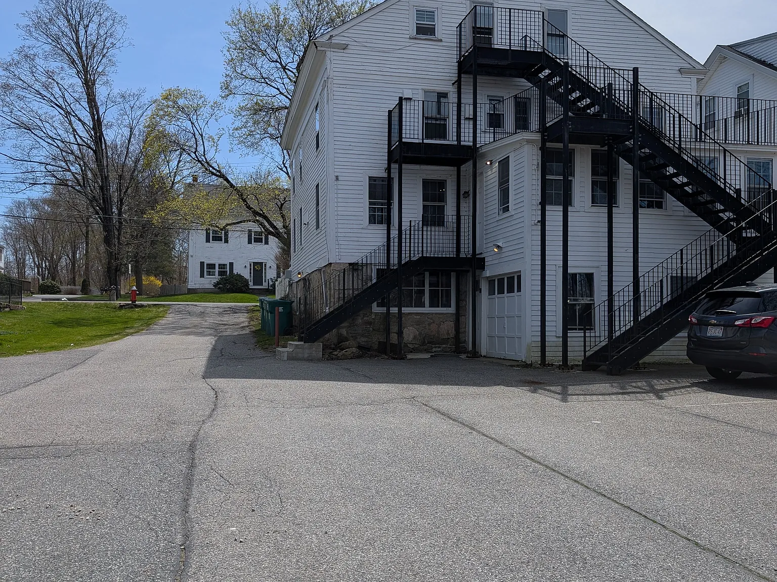 1 bed, 734 sqft, $1,800 — Photo 2