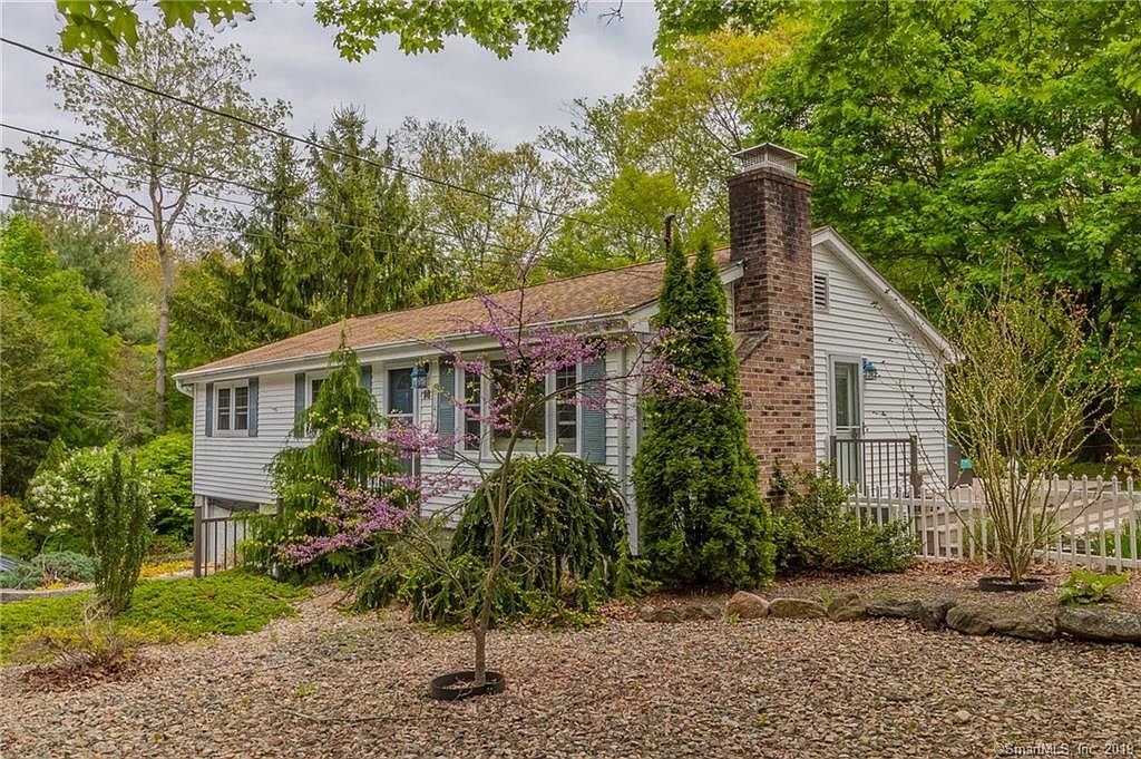 14 Bush Hill Dr, Niantic, CT 06357 Zillow
