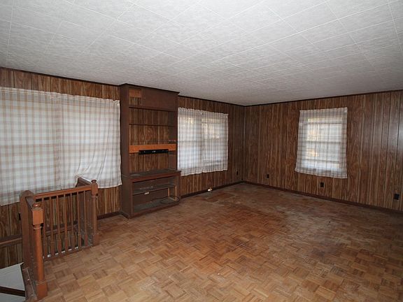 4th image of 4536 Echo Dr