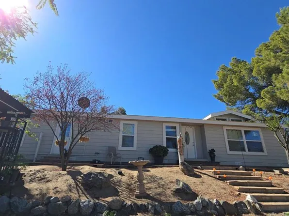 42550 Hall Rd, Hemet, CA 92544