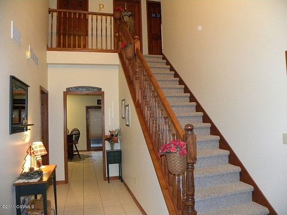 2nd image of 729 Middle St
