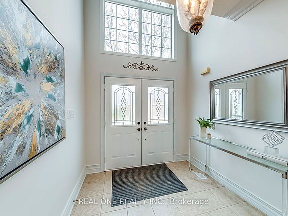 3rd image of 2326 Rockingham Dr