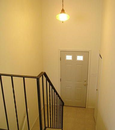 2nd image of 2954 Colebrook Ln