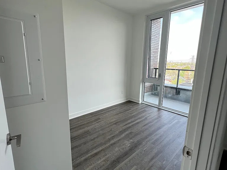 1808 Saint Clair Ave W #618 — Photo 15