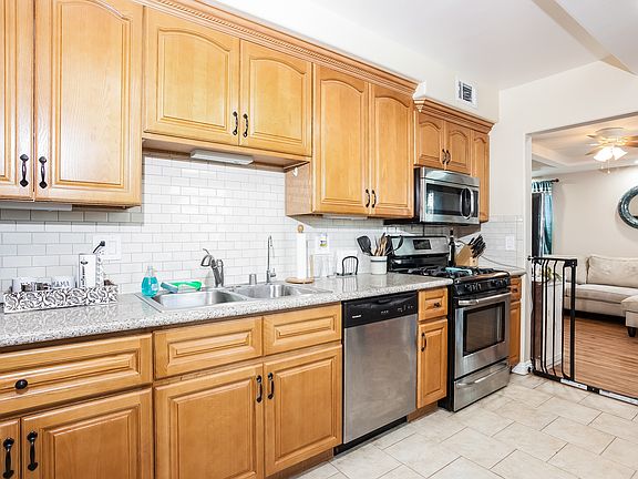 5th image of 3730 W 144th Pl