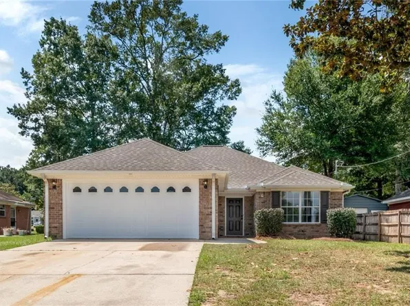 6904 Gray Oaks Dr, Theodore, AL 36582