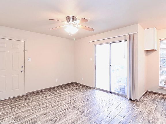5th image of 8039 Cambridge Cir
