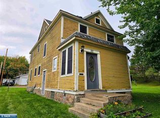 22 11th St NW, Chisholm, MN 55719