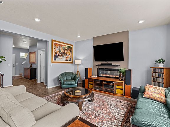 5th image of 3085 U St