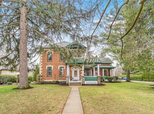 24 Queensway Dr, Woolwich, ON