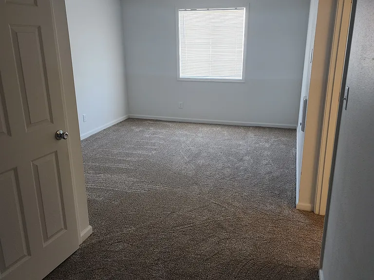 615 S Lucas Ave #1 — Photo 11